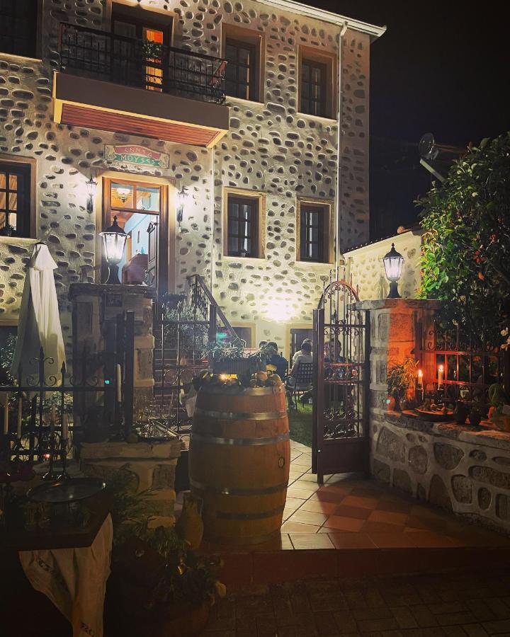 Εννεα Μουσεσ Παραδοσιακός Ξενώνας Velventós 외부 사진